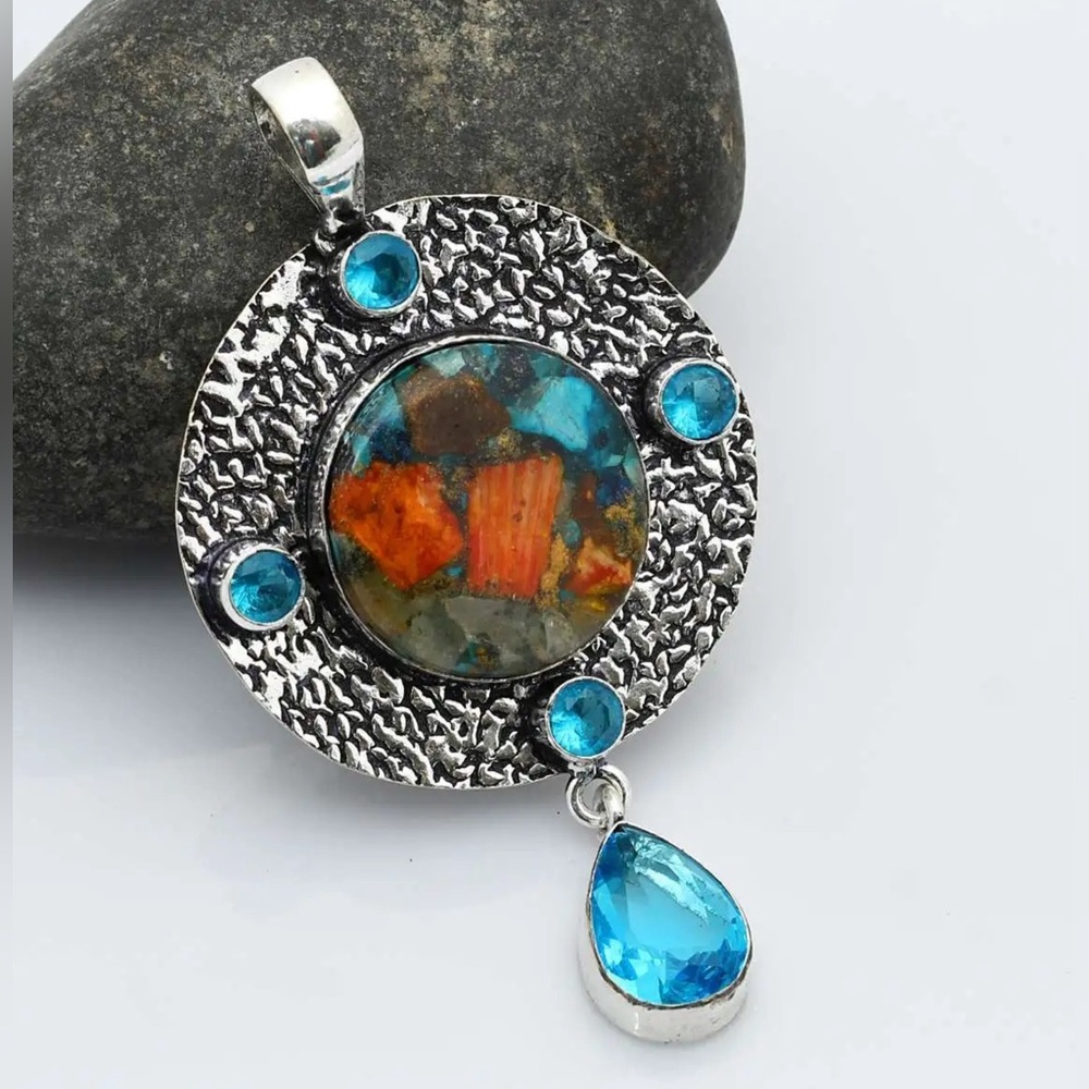 OYSTER TURQUOISE/TOPAZ PENDANT